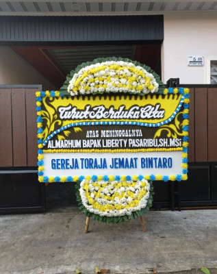 Papan Bunga Duka di Windusari