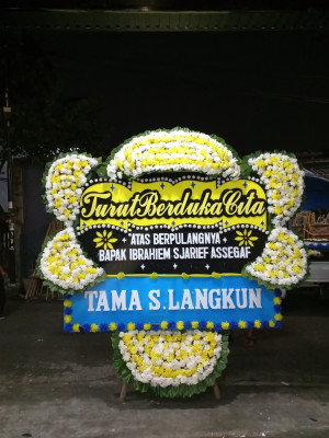 Papan Bunga Duka di Windusari